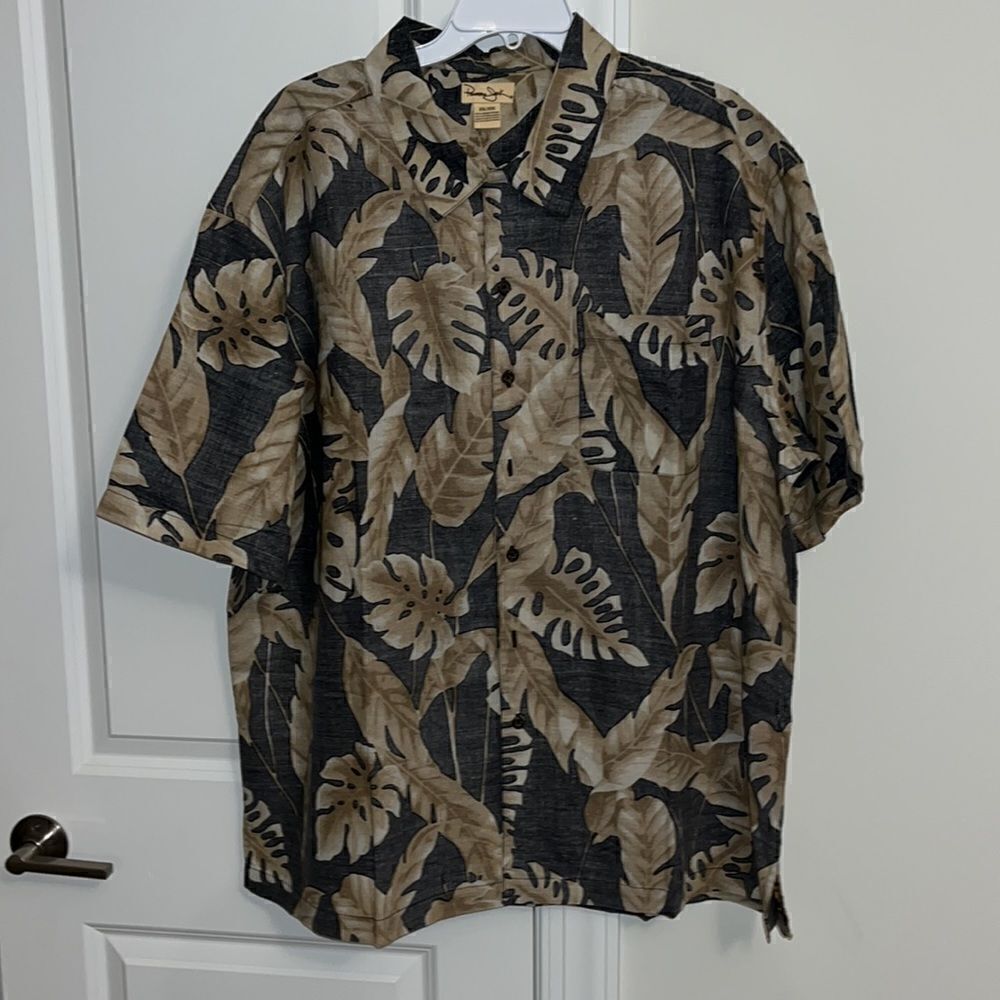 Panama Jack Tan & Gray Floral Reverse Print Button Down Shirt Hawaii luau shirt